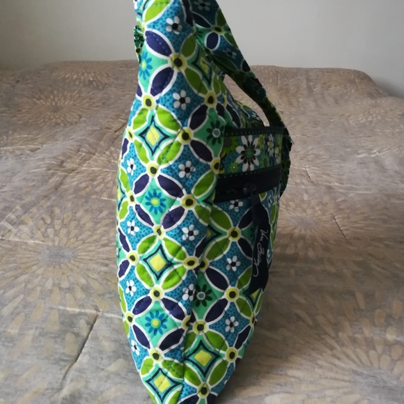 Vera Bradley NWOT crossbody purse. - Picture 11 of 16